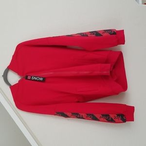 Unisex Long sleeve hoodie with a zipper and 2 front pockets.